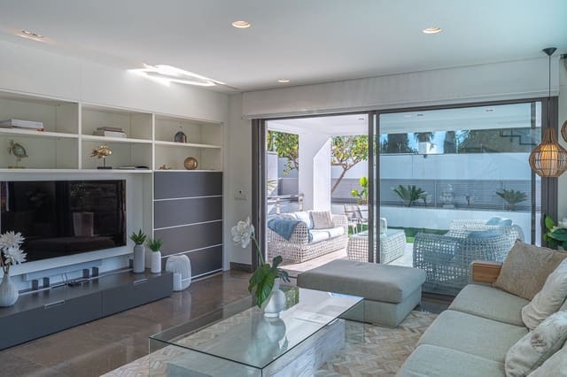 4 sypialnia Willa na sprzedaż w Nagüeles Alto, Marbella z basenem garażem - 2 850 000 € (Ref: 7373864)