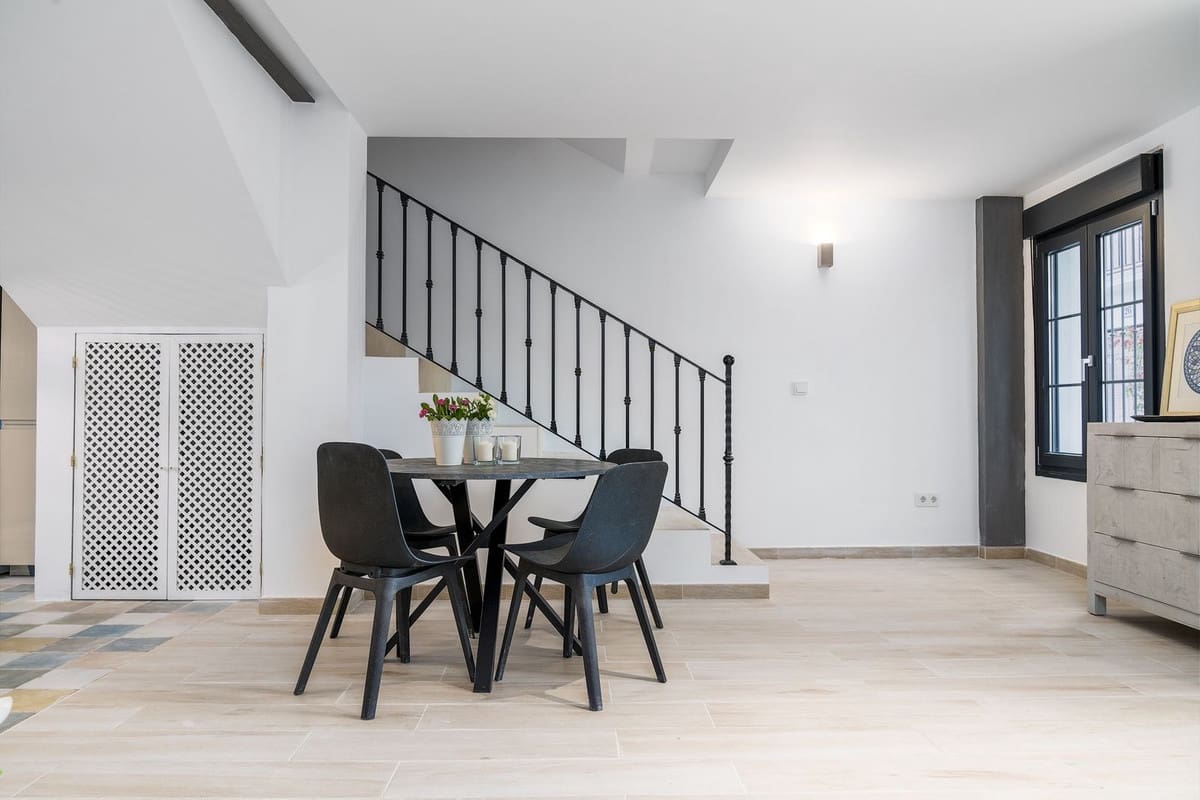 3 soveværelse Byhus til salg i Estepona - € 850.000 (Ref: 7373866)