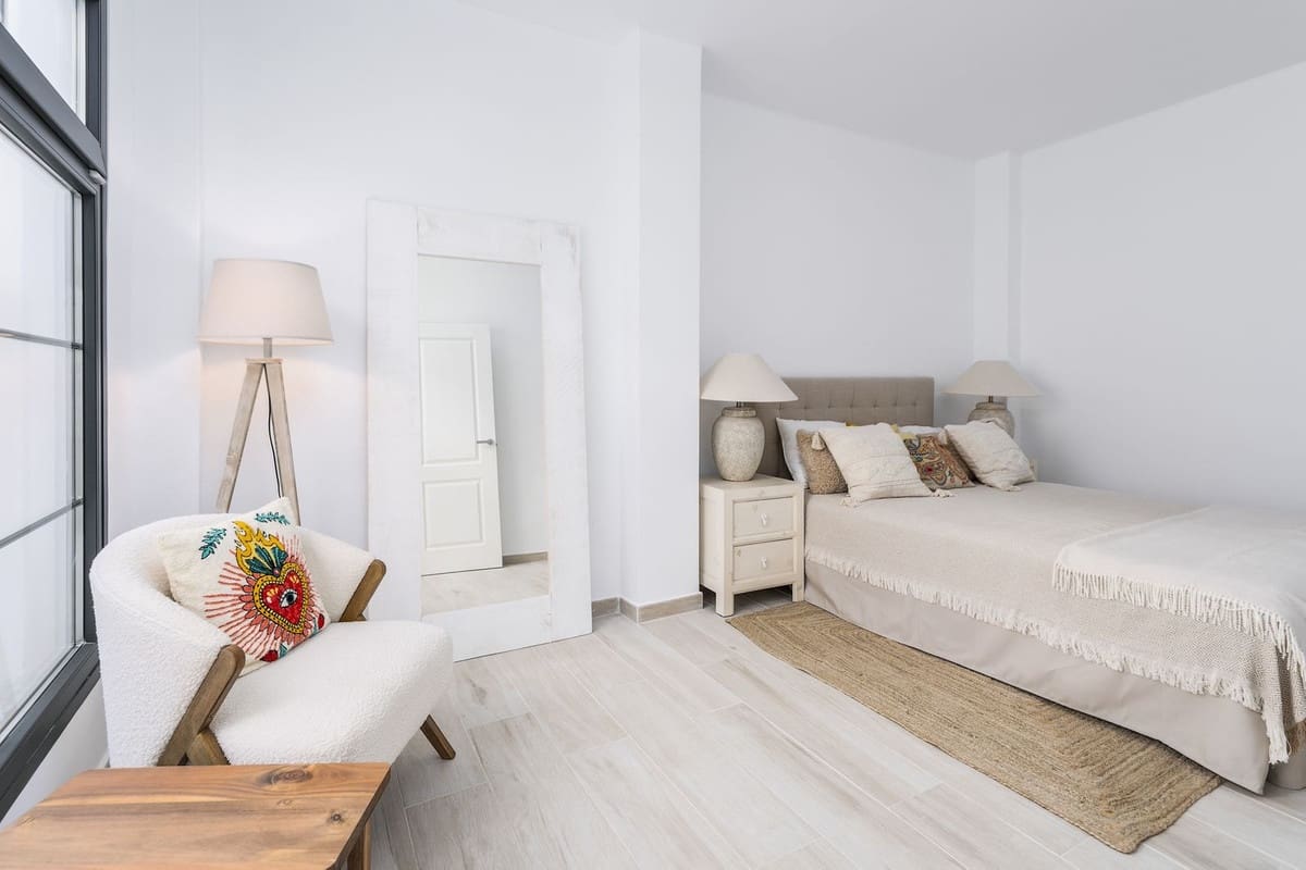 3 soveværelse Byhus til salg i Estepona - € 850.000 (Ref: 7373866)