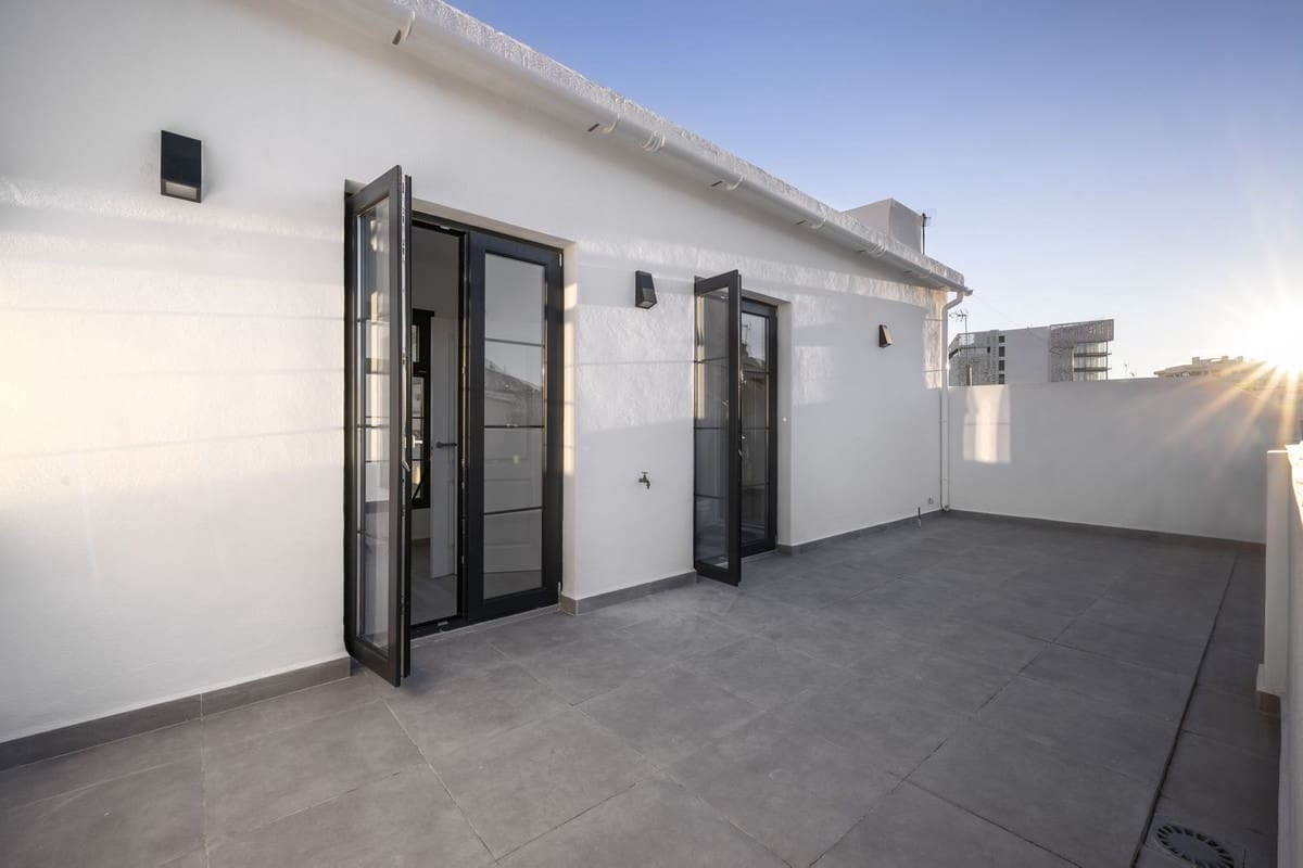 3 soveværelse Byhus til salg i Estepona - € 850.000 (Ref: 7373866)