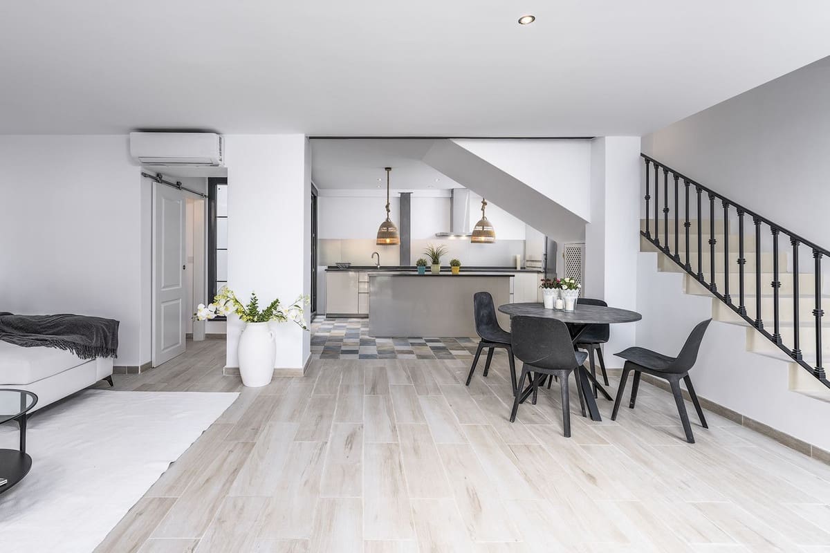 3 soveværelse Byhus til salg i Estepona - € 850.000 (Ref: 7373866)