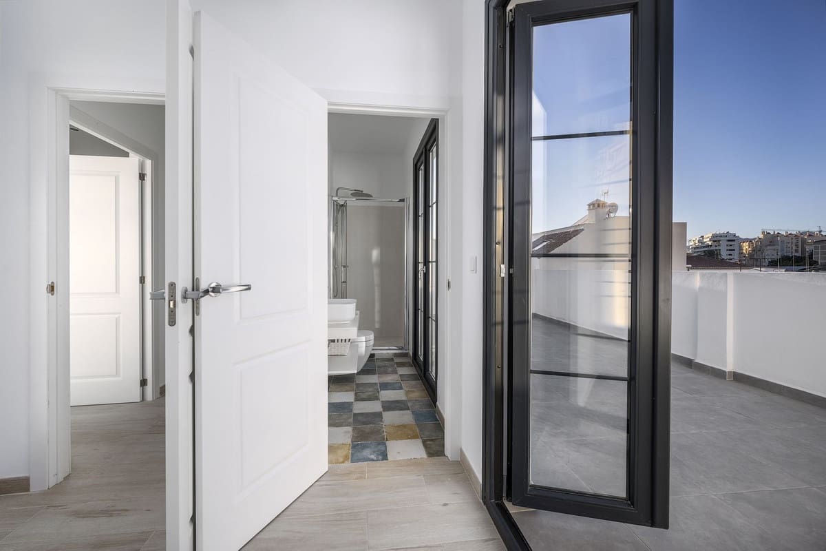 3 soveværelse Byhus til salg i Estepona - € 850.000 (Ref: 7373866)