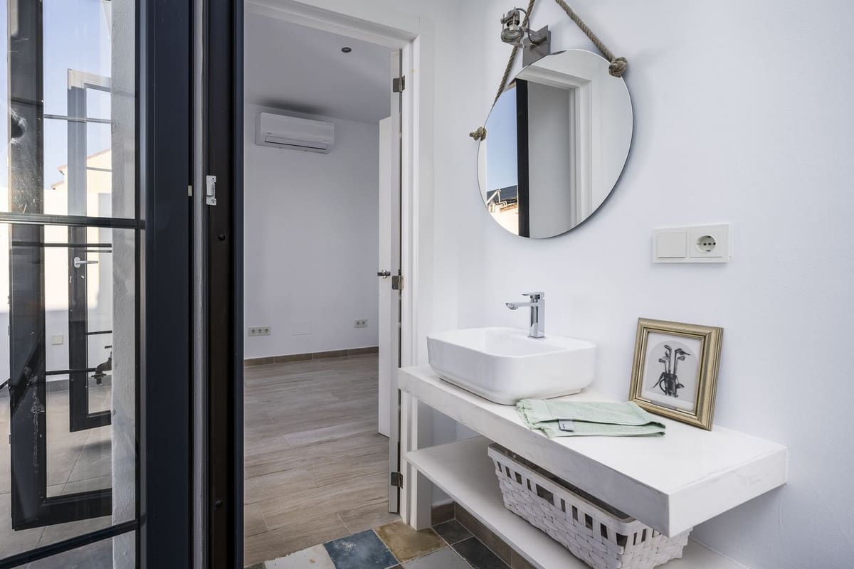 3 soveværelse Byhus til salg i Estepona - € 850.000 (Ref: 7373866)