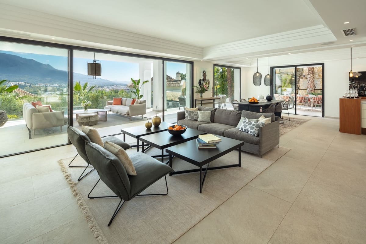 Chalet de 5 habitaciones en Nueva Andalucia en venta con piscina garaje - 3.900.000 € (Ref: 7491313)