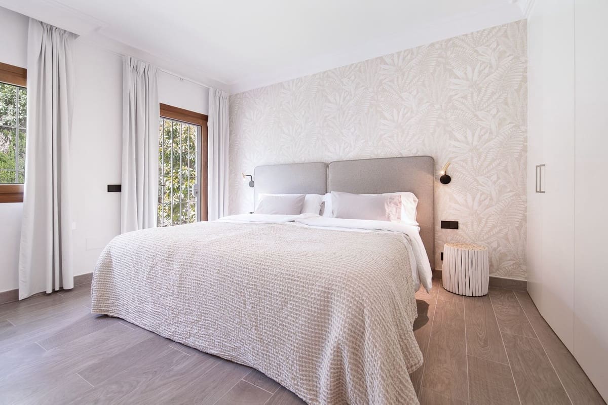 5 sypialnia Willa na sprzedaż w Marbella z basenem garażem - 2 295 000 € (Ref: 7546099)