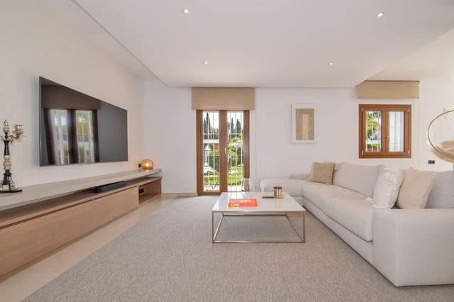5 soveværelse Villa til salg i Marbella med swimmingpool garage - € 2.295.000 (Ref: 7546099)