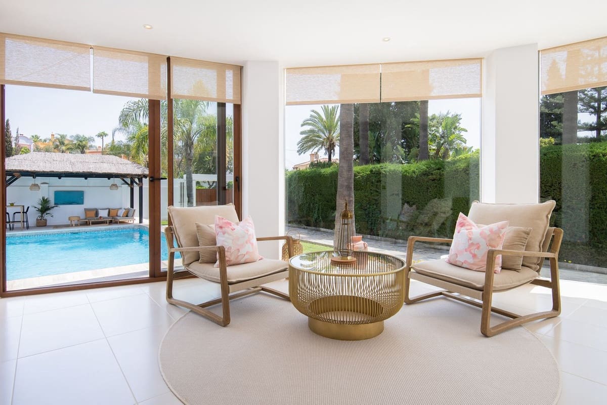 5 bedroom Villa for sale in Marbella with pool garage - € 2,295,000 (Ref: 7546099)