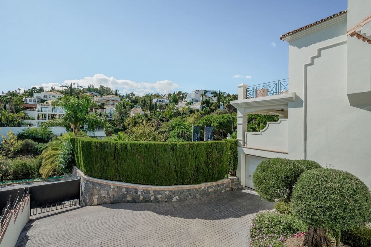 4 sypialnia Willa na sprzedaż w Benahavis z basenem garażem - 2 250 000 € (Ref: 7546103)