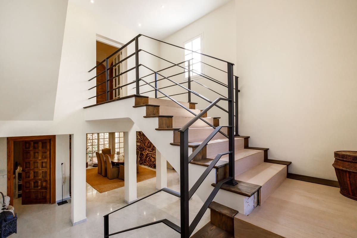 9 slaapkamer Villa te koop in Mijas met zwembad garage - € 3.450.000 (Ref: 7546113)