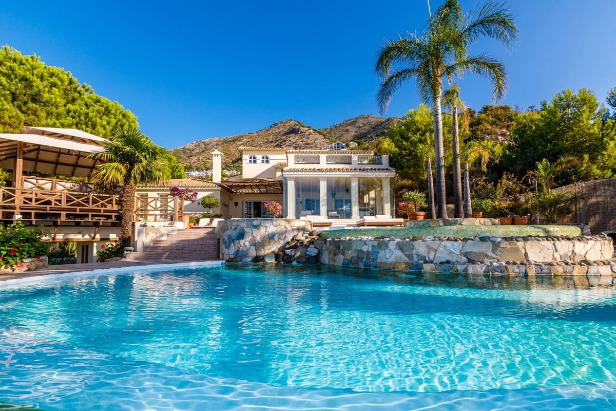 9 slaapkamer Villa te koop in Mijas met zwembad garage - € 3.450.000 (Ref: 7546113)