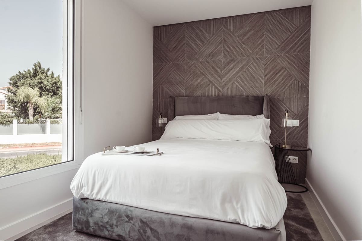 3 sypialnia Dom na sprzedaż w Marbella z basenem garażem - 895 000 € (Ref: 7546116)