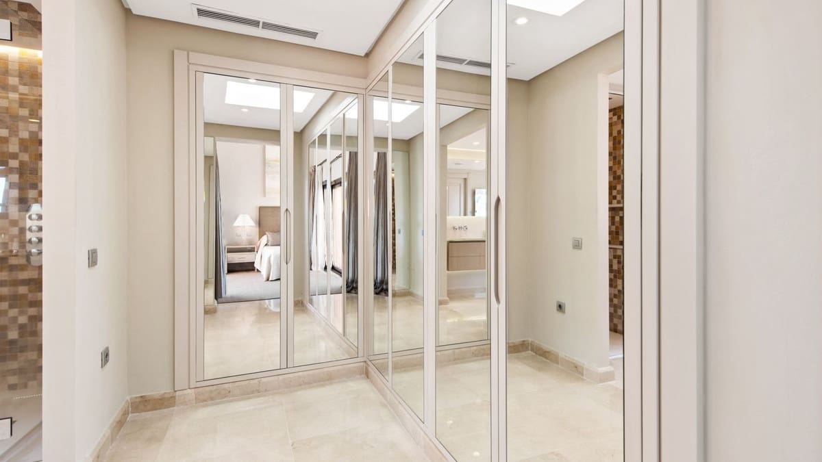 3 makuuhuone Huoneisto myytävänä paikassa Marbella mukana uima-altaan 
autotalli - 3 650 000 € (Ref: 7546123)