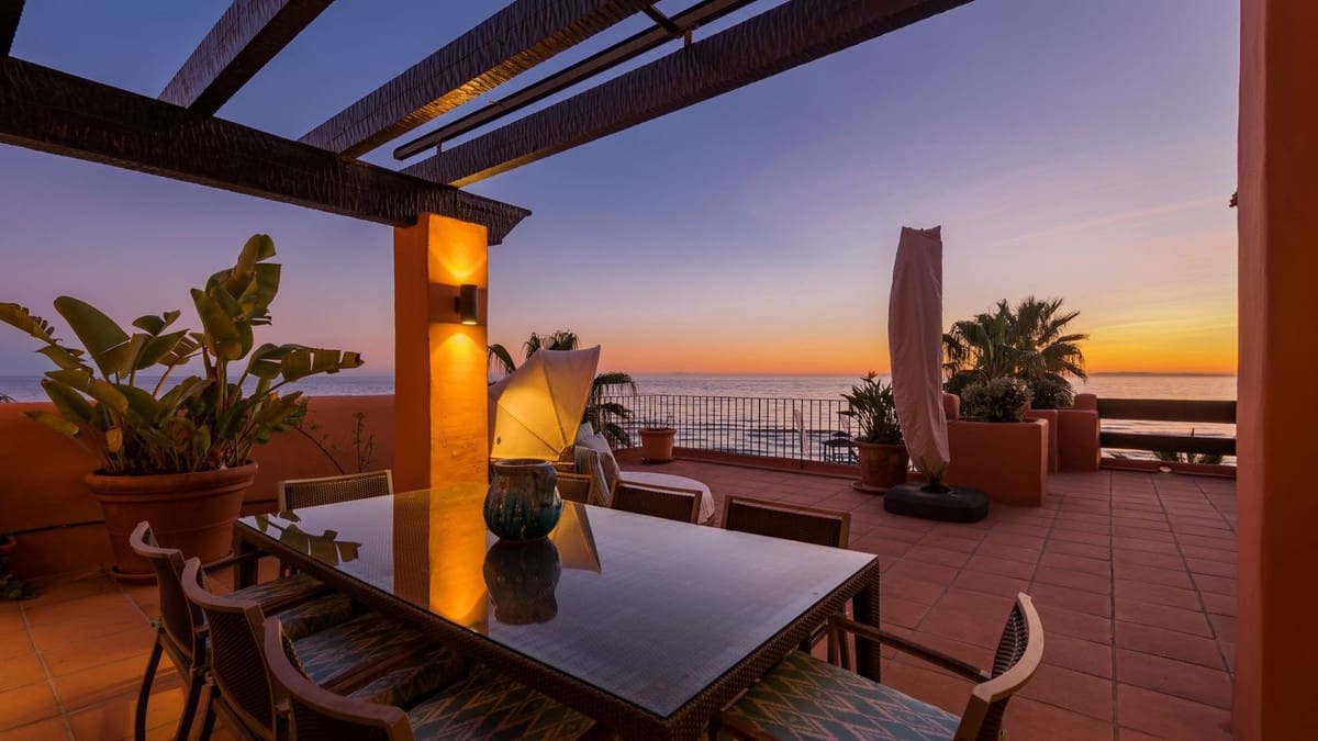 3 makuuhuone Huoneisto myytävänä paikassa Marbella mukana uima-altaan 
autotalli - 3 650 000 € (Ref: 7546123)