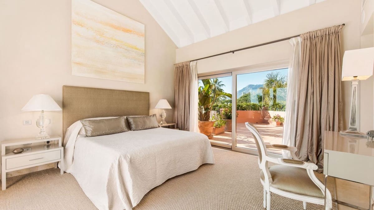 3 makuuhuone Huoneisto myytävänä paikassa Marbella mukana uima-altaan 
autotalli - 3 650 000 € (Ref: 7546123)