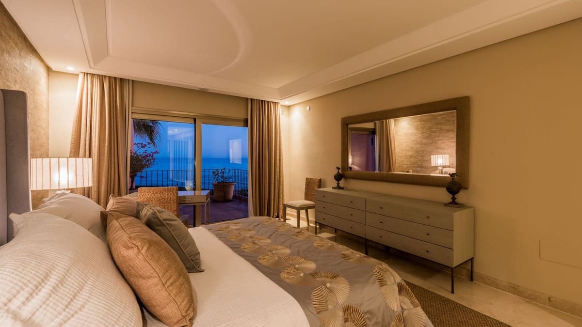 3 makuuhuone Huoneisto myytävänä paikassa Marbella mukana uima-altaan 
autotalli - 3 650 000 € (Ref: 7546123)