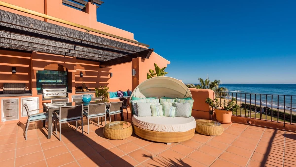 3 makuuhuone Huoneisto myytävänä paikassa Marbella mukana uima-altaan 
autotalli - 3 650 000 € (Ref: 7546123)