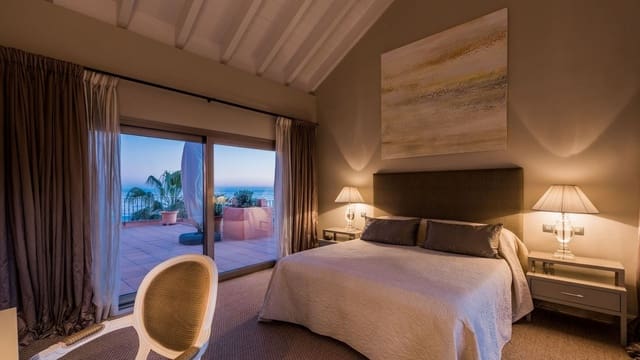 3 makuuhuone Huoneisto myytävänä paikassa Marbella mukana uima-altaan 
autotalli - 3 650 000 € (Ref: 7546123)