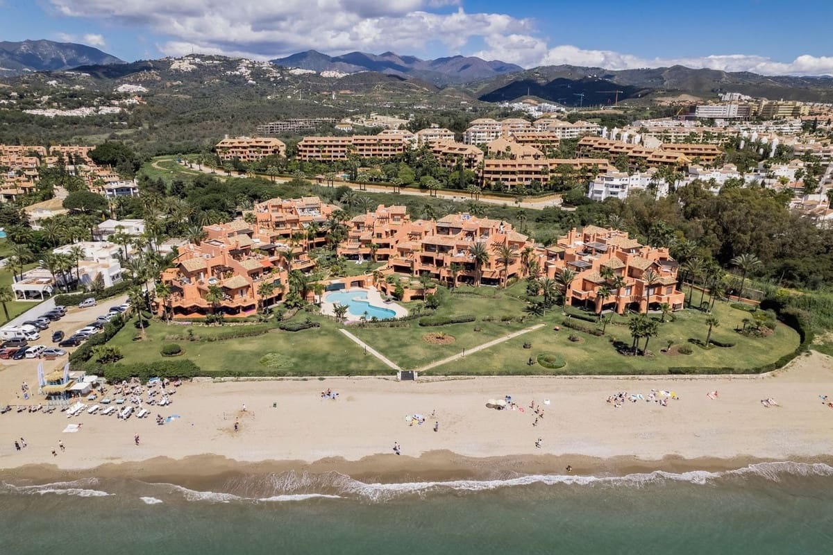 3 makuuhuone Huoneisto myytävänä paikassa Marbella mukana uima-altaan 
autotalli - 3 650 000 € (Ref: 7546123)