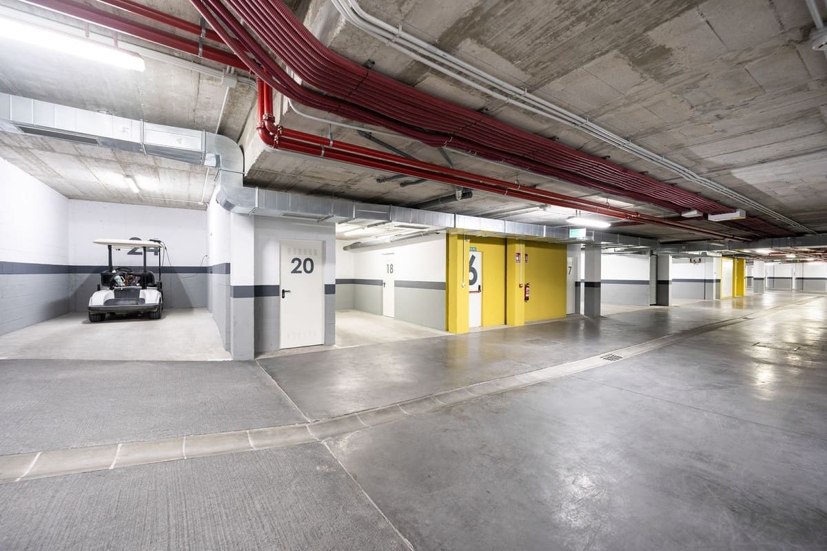 3 quarto Apartamento para venda em Marbella com piscina garagem - 799 000 € (Ref: 7546126)