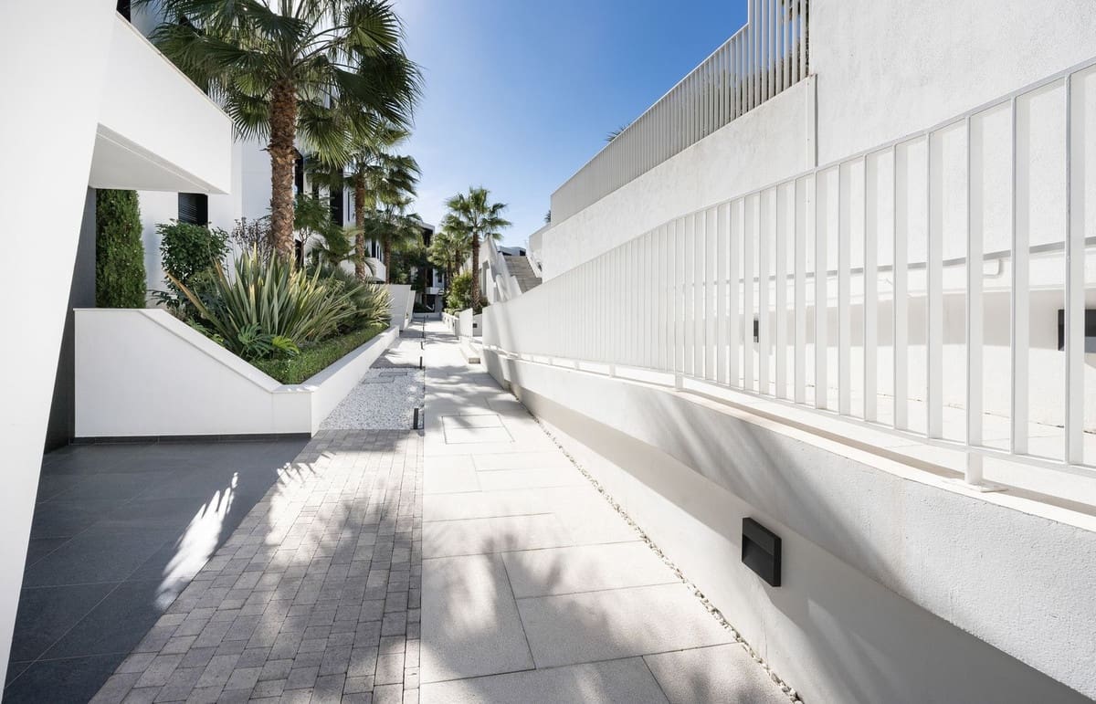 3 quarto Apartamento para venda em Marbella com piscina garagem - 799 000 € (Ref: 7546126)