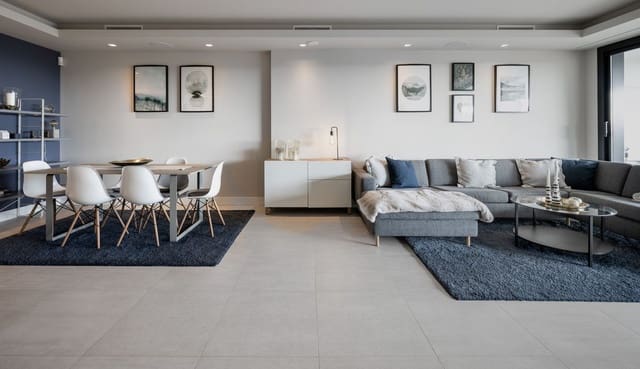 3 chambre Appartement à vendre à Marbella avec piscine garage - 799 000 € (Ref: 7546126)
