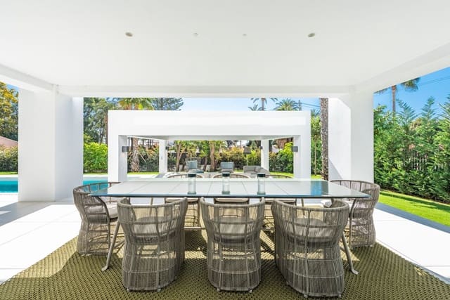 6 soverom Villa til salgs i Marbella med svømmebasseng garasje - € 5 490 000 (Ref: 7546136)