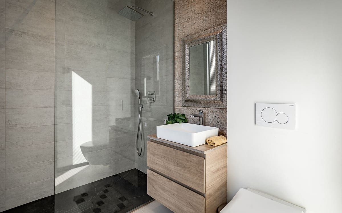 7 soverom Villa til salgs i Nueva Andalucia med svømmebasseng garasje - € 4 995 000 (Ref: 7546144)