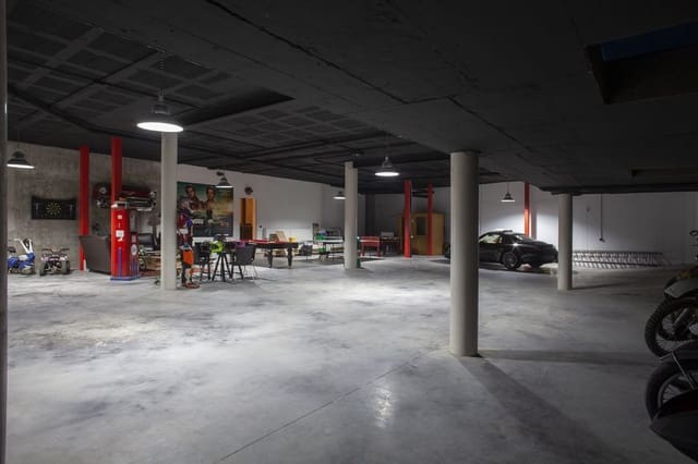 7 sypialnia Willa na sprzedaż w Nueva Andalucía Centro, Marbella z basenem garażem - 4 995 000 € (Ref: 7546144)