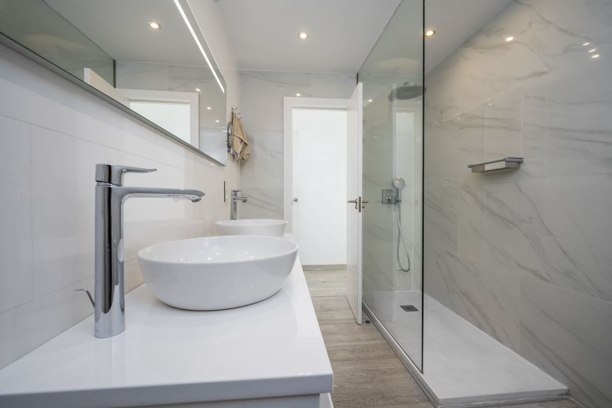 5 soveværelse Villa til salg i Nueva Andalucia med swimmingpool garage - € 2.300.000 (Ref: 7546150)