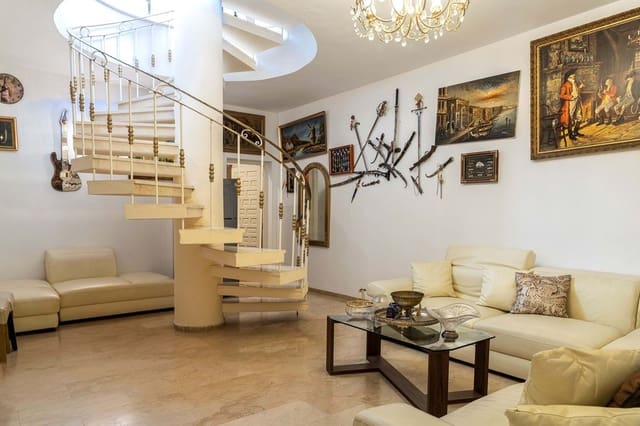 9 soverom Villa til salgs i La Cala de Mijas, Mijas med svømmebasseng garasje - € 2 249 000 (Ref: 7546162)