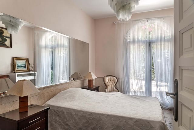 9 soverom Villa til salgs i La Cala de Mijas, Mijas med svømmebasseng garasje - € 2 249 000 (Ref: 7546162)