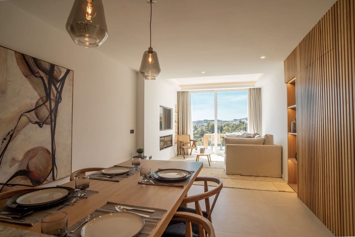 3 bedroom Penthouse for sale in La Quinta with pool garage - € 650,000 (Ref: 7546164)