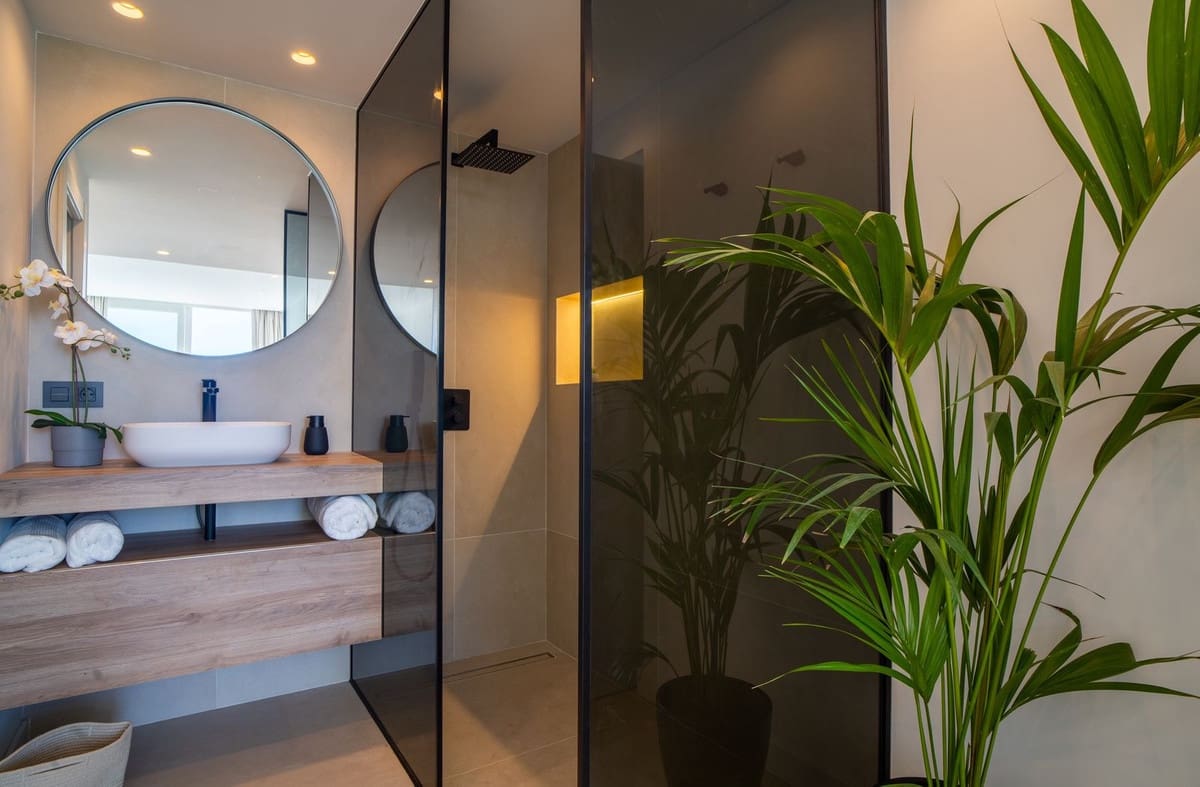 3 bedroom Penthouse for sale in La Quinta with pool garage - € 650,000 (Ref: 7546164)