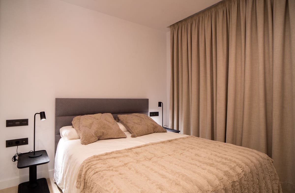 3 bedroom Penthouse for sale in La Quinta with pool garage - € 650,000 (Ref: 7546164)