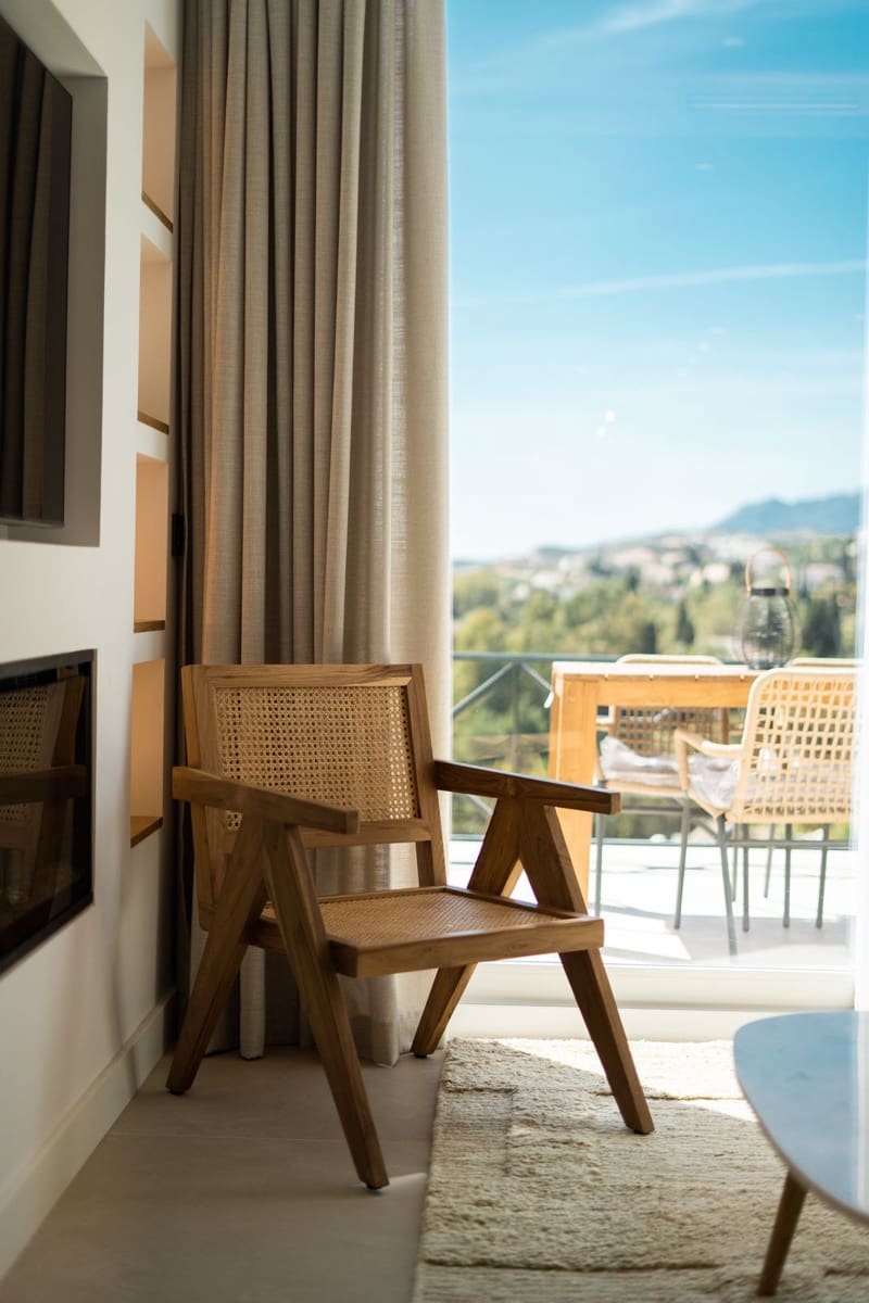 Ático de 3 habitaciones en La Quinta en venta con piscina garaje - 650.000 € (Ref: 7546164)