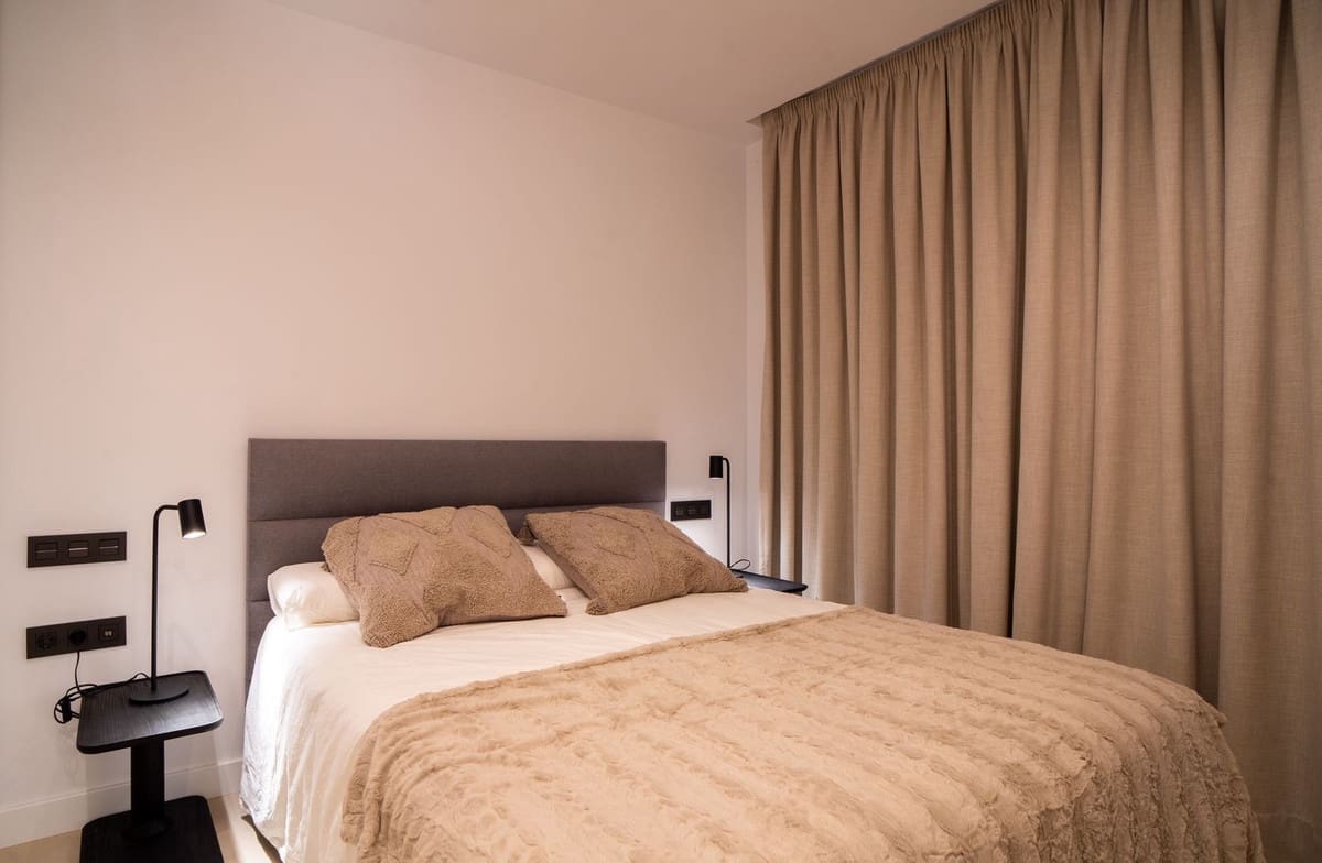 Ático de 3 habitaciones en La Quinta en venta con piscina garaje - 650.000 € (Ref: 7546164)
