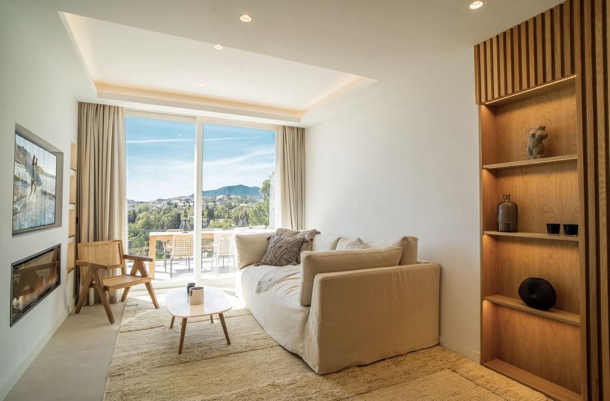 Ático de 3 habitaciones en La Quinta en venta con piscina garaje - 650.000 € (Ref: 7546164)