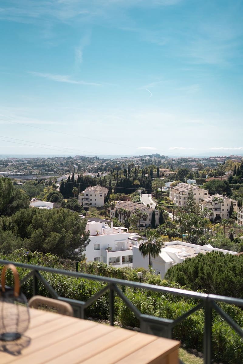 Ático de 3 habitaciones en La Quinta en venta con piscina garaje - 650.000 € (Ref: 7546164)