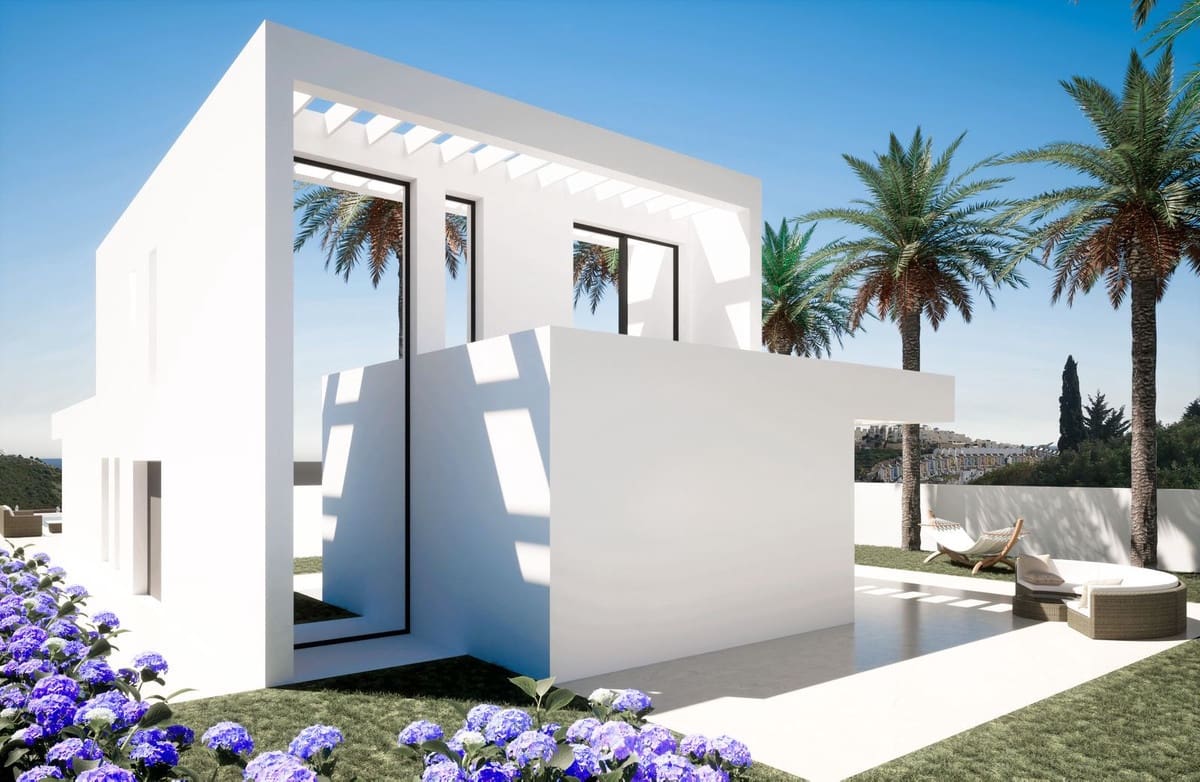4 bedroom Villa for sale in Casares with pool garage - € 995,000 (Ref: 7546166)