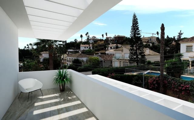 3 chambre Villa/Maison à vendre à Buenas Noches, Estepona avec piscine garage - 895 000 € (Ref: 7546169)