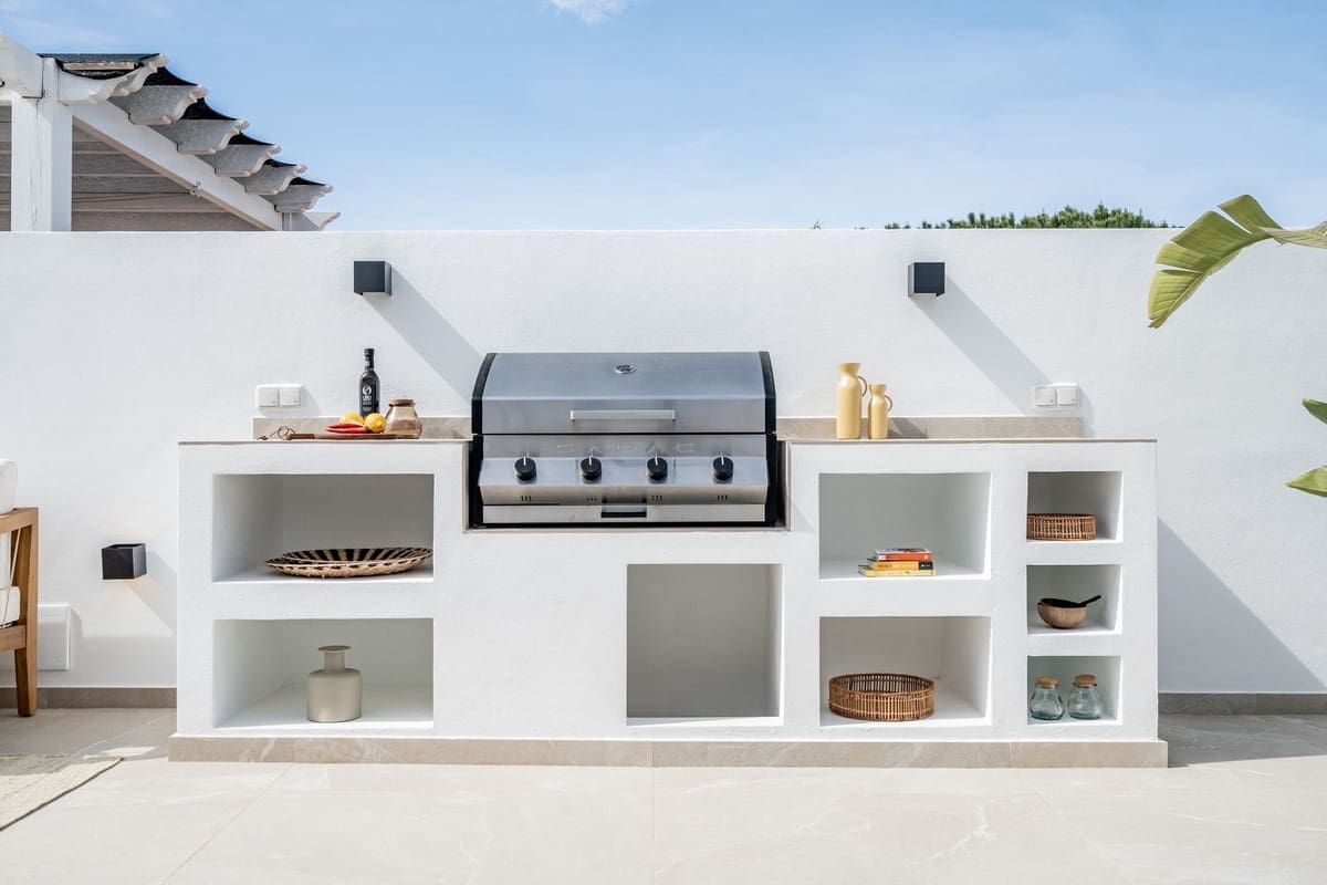 2 soveværelse Penthouse til salg i La Quinta med swimmingpool garage - € 640.000 (Ref: 7546174)