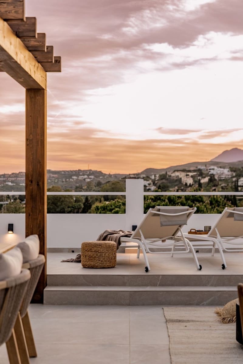 2 chambre Penthouse à vendre à La Quinta avec piscine garage - 640 000 € (Ref: 7546174)