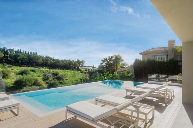 5 sypialnia Willa na sprzedaż w Los Naranjos, Marbella z basenem garażem - 4 100 000 € (Ref: 7546176)