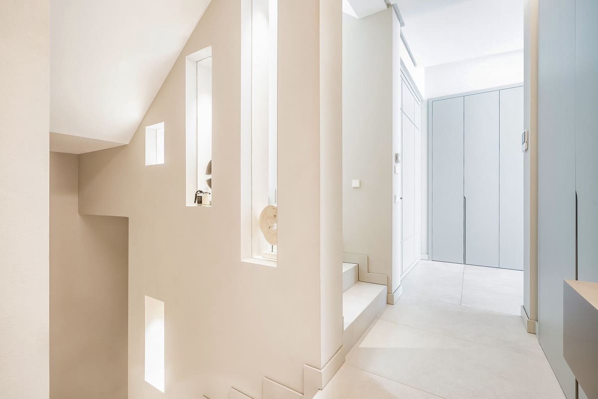 5 soverom Villa til salgs i Nueva Andalucia med svømmebasseng garasje - € 4 100 000 (Ref: 7546176)