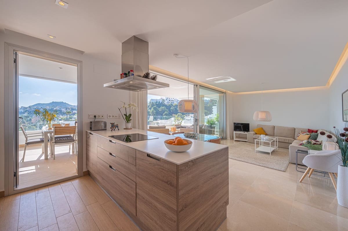 3 soveværelse Lejlighed til salg i Benahavis med swimmingpool garage - € 685.000 (Ref: 7546178)