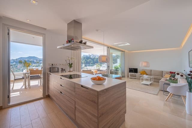 3 soverom Leilighet til salgs i La Quinta, Benahavís med svømmebasseng garasje - € 685 000 (Ref: 7546178)