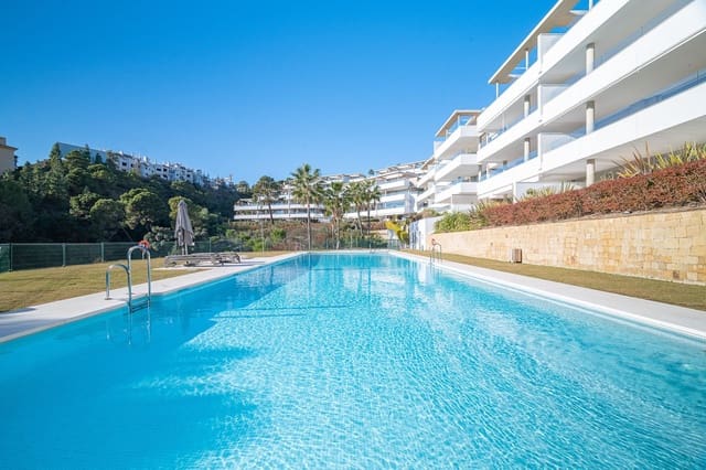 3 chambre Appartement à vendre à La Quinta, Benahavís avec piscine garage - 685 000 € (Ref: 7546178)