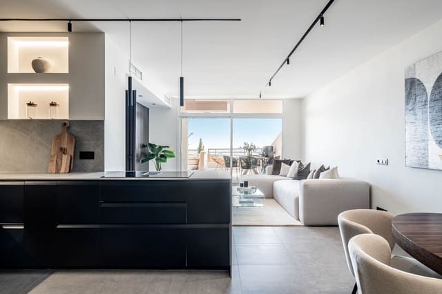 3 soverom Leilighet til salgs i Las Brisas, Marbella med svømmebasseng garasje - € 899 000 (Ref: 7546180)