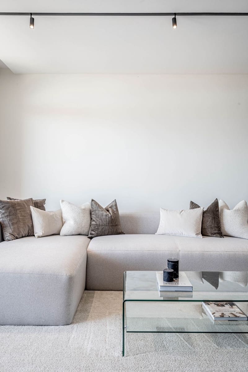 Apartamento de 3 habitaciones en Nueva Andalucia en venta con piscina garaje - 899.000 € (Ref: 7546180)