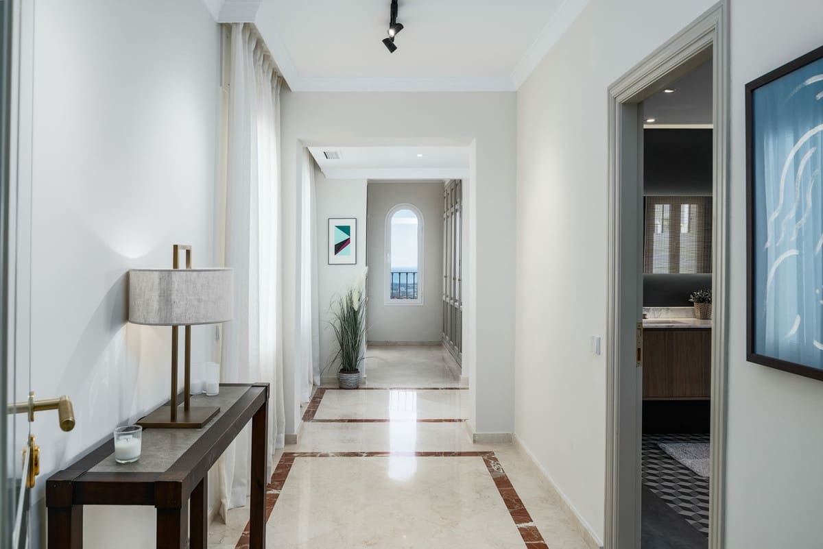 4 soveværelse Lejlighed til salg i Benahavis med swimmingpool garage - € 2.500.000 (Ref: 7546182)